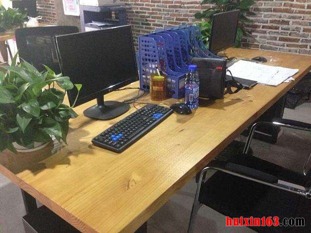 4 Loft办公室旧家具