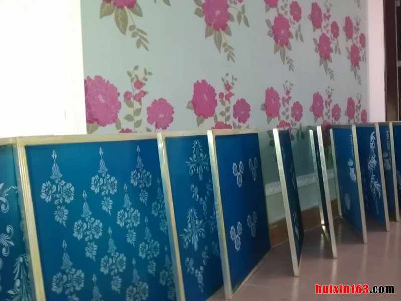 1 液体壁纸印花
