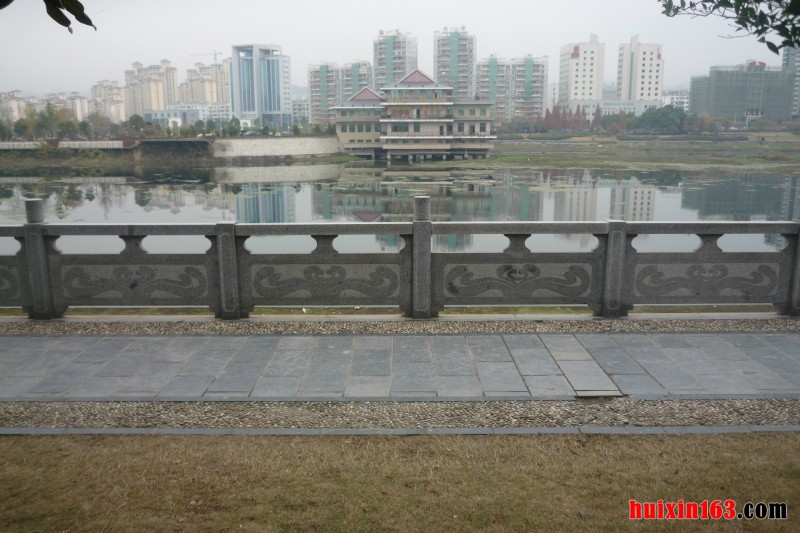 2          花岗岩雕刻护栏