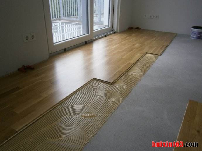 家装管理软件_春季装修铺装地板需要防潮