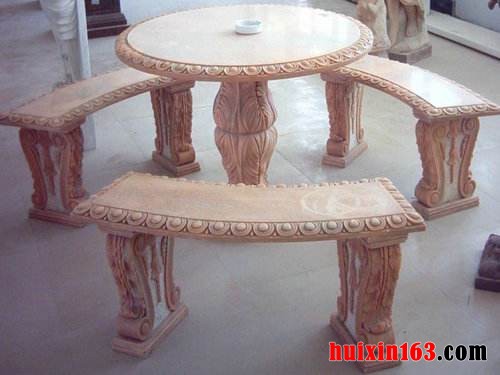 7                   古罗马大理石桌椅